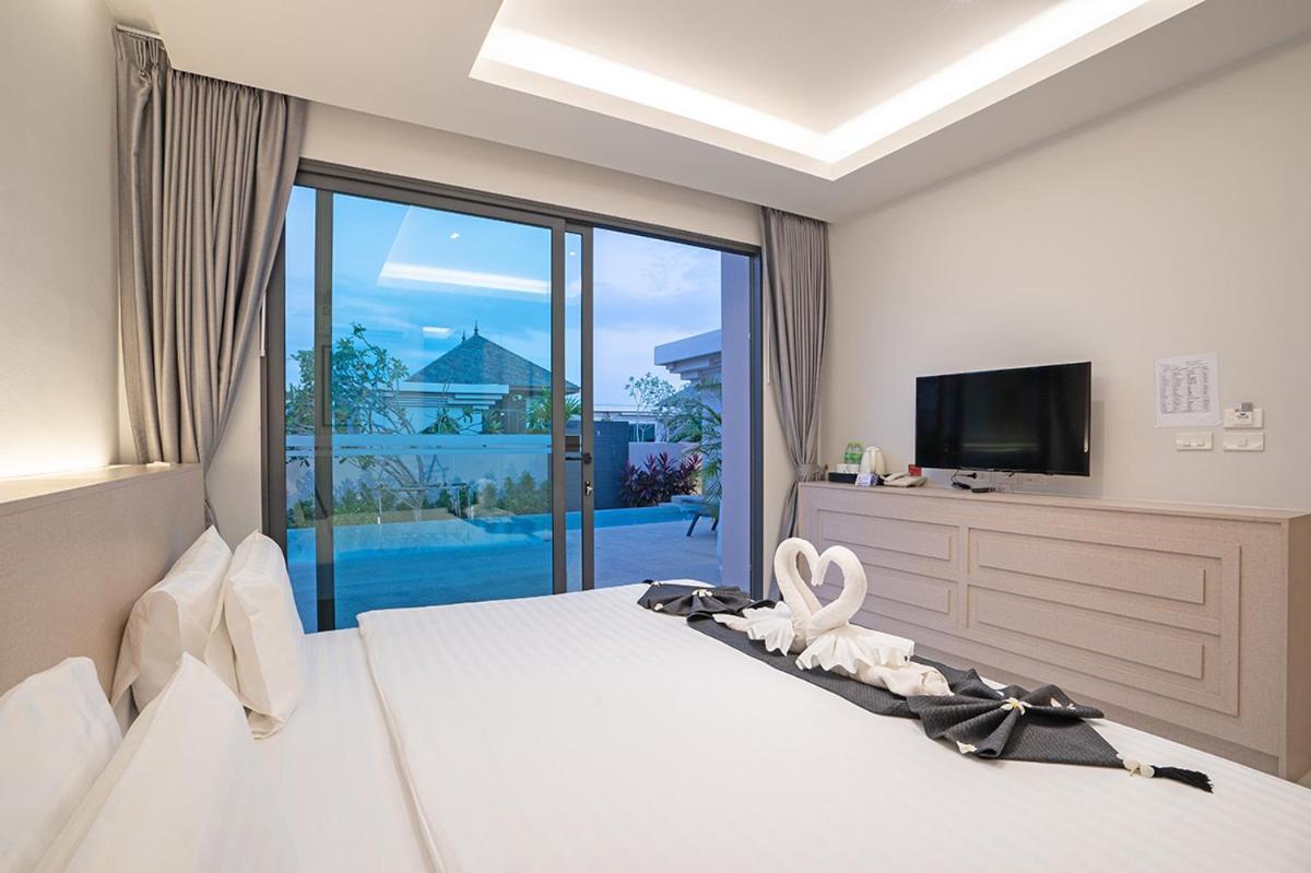Gold Chariot Pool Villa, Phuket - Sha Plus Certified Bang Tao Beach  Buitenkant foto