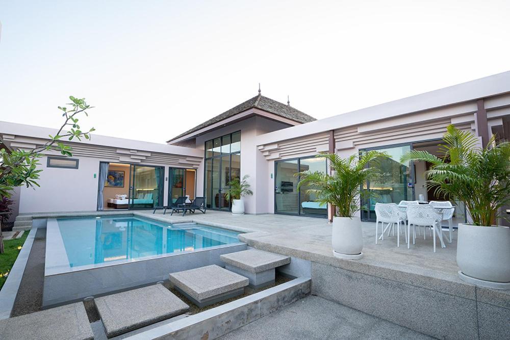 Gold Chariot Pool Villa, Phuket - Sha Plus Certified Bang Tao Beach  Buitenkant foto