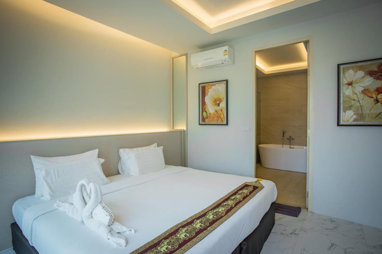 Gold Chariot Pool Villa, Phuket - Sha Plus Certified Bang Tao Beach  Buitenkant foto